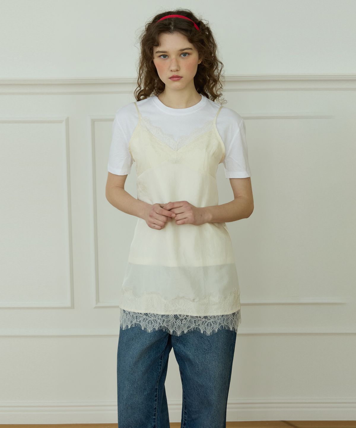 오픈도어스튜디오(OPENDOORSTUDIO) Midnight lace slip top Cream