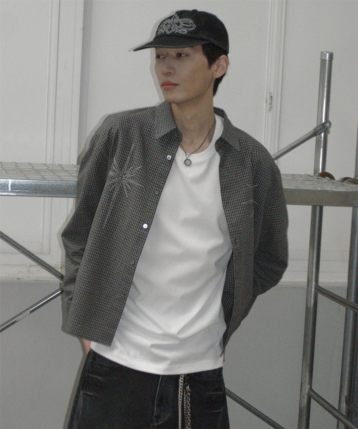 메종미네드(MAISON MINED) METEOR CROP CHECK SHIRT CHARCOAL