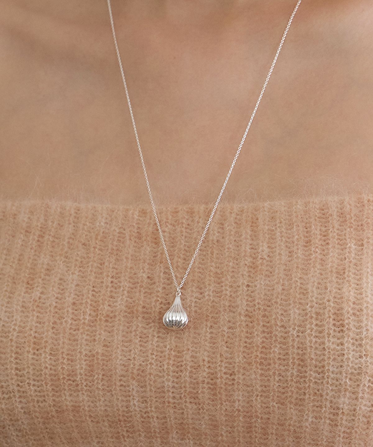 바이위켄드(BYWEEKEND) Bulb necklace