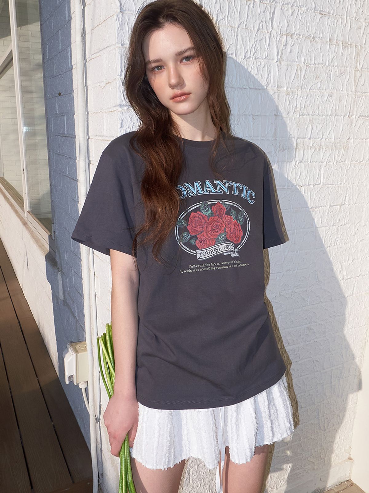 에트몽(ETMON) Romantic Graphic T-Shirt, Charcoal