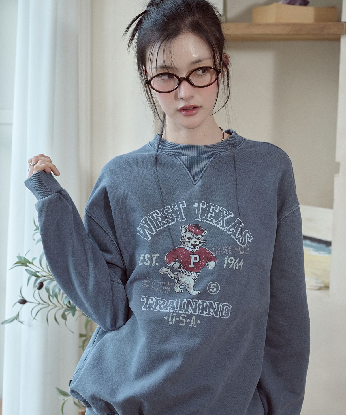 꼼파뇨(CPGN STUDIO) 웨스트톰 피그먼트 스웨트셔츠 오션블루