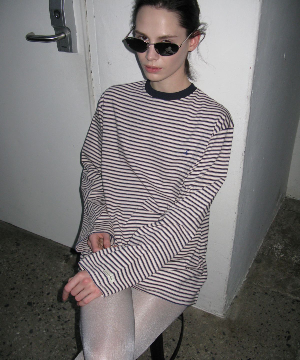 오버듀플레어(OVERDUEFLAIR) STRIPE LONG SLEEVE T-SHIRT_NAVY
