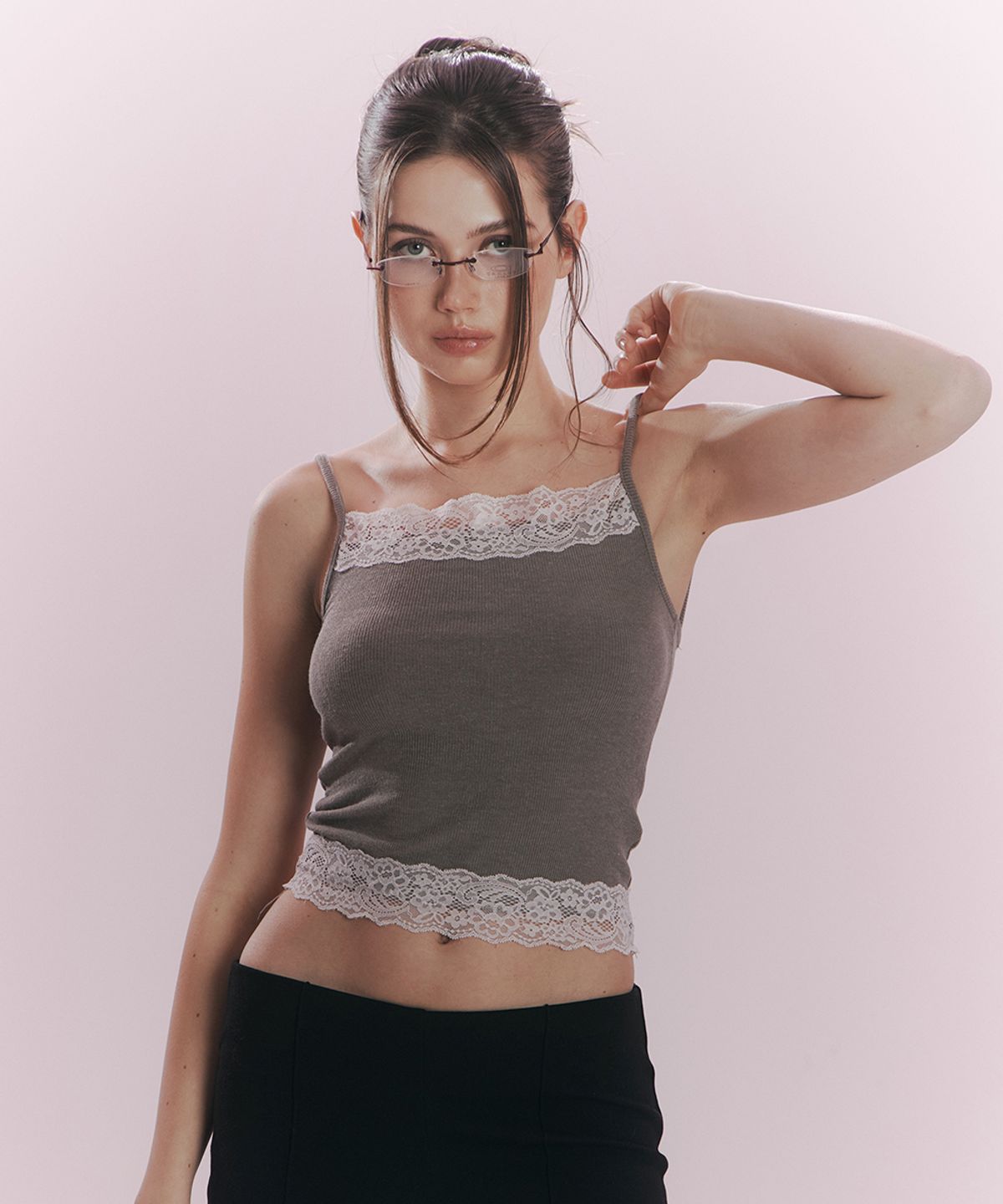 플리즈노팔로우(PLEASENOFOLLOW) Alice Lace Sleeveless Top (Mocha Brown)