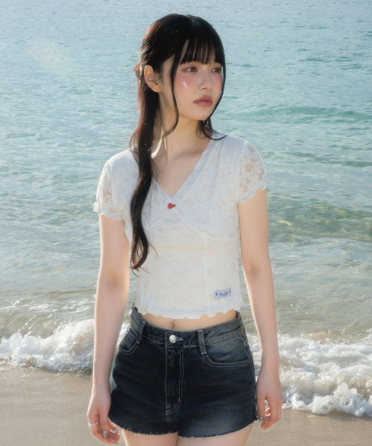로제프란츠(ROSEFRANTZ) Rose Lace Slim T-shirt [Ivory]