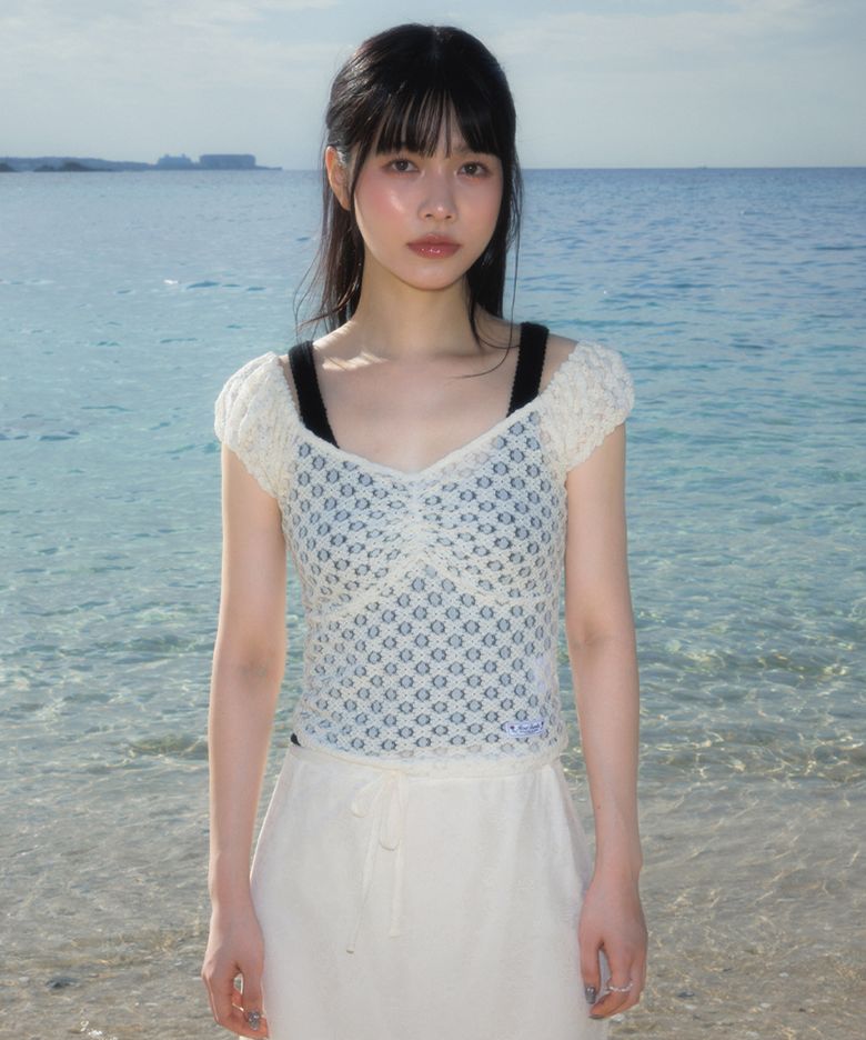 Lace Shirring Crop T-shirt [Cream]