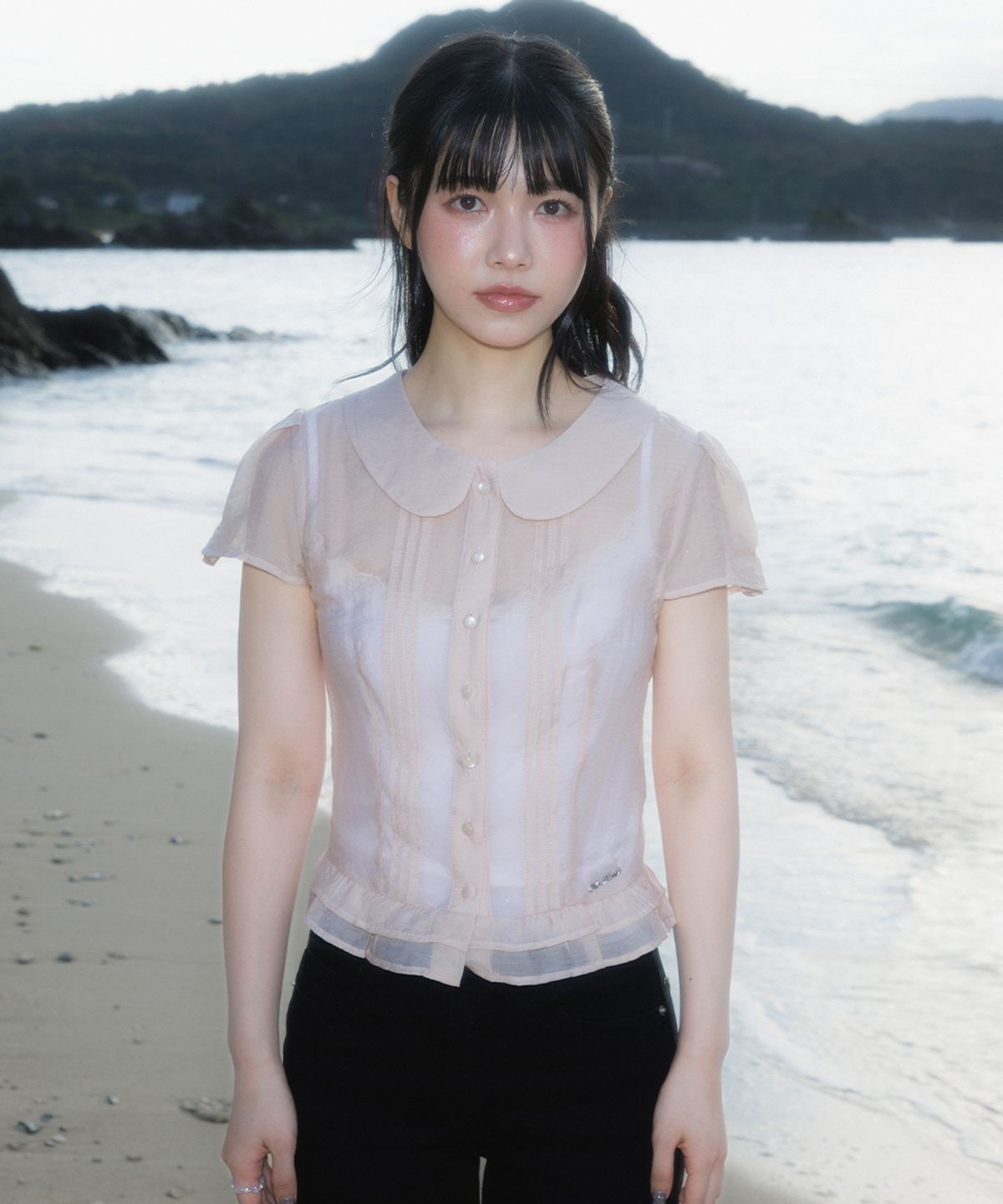 로제프란츠(ROSEFRANTZ) See-through Pleat Short Sleeved Blouse [Pink]