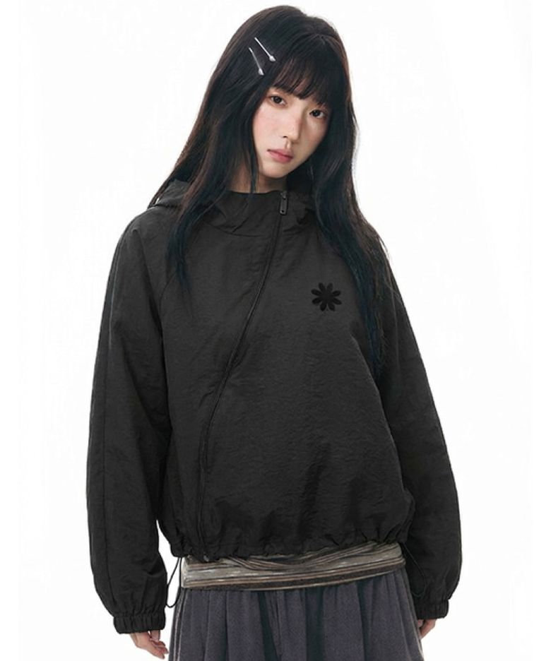 벨벳 심볼 사선 지퍼 윈드브레이커_블랙
