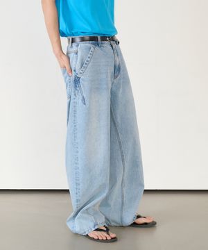 balanced denim pants (light blue)