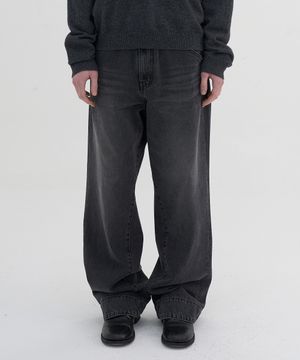 engineered motion denim pants (black)