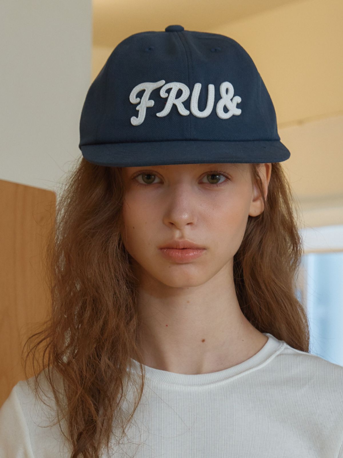 프루앤(FRUAND) FRU& STITCH LOGO SNAPBACK_NAVY