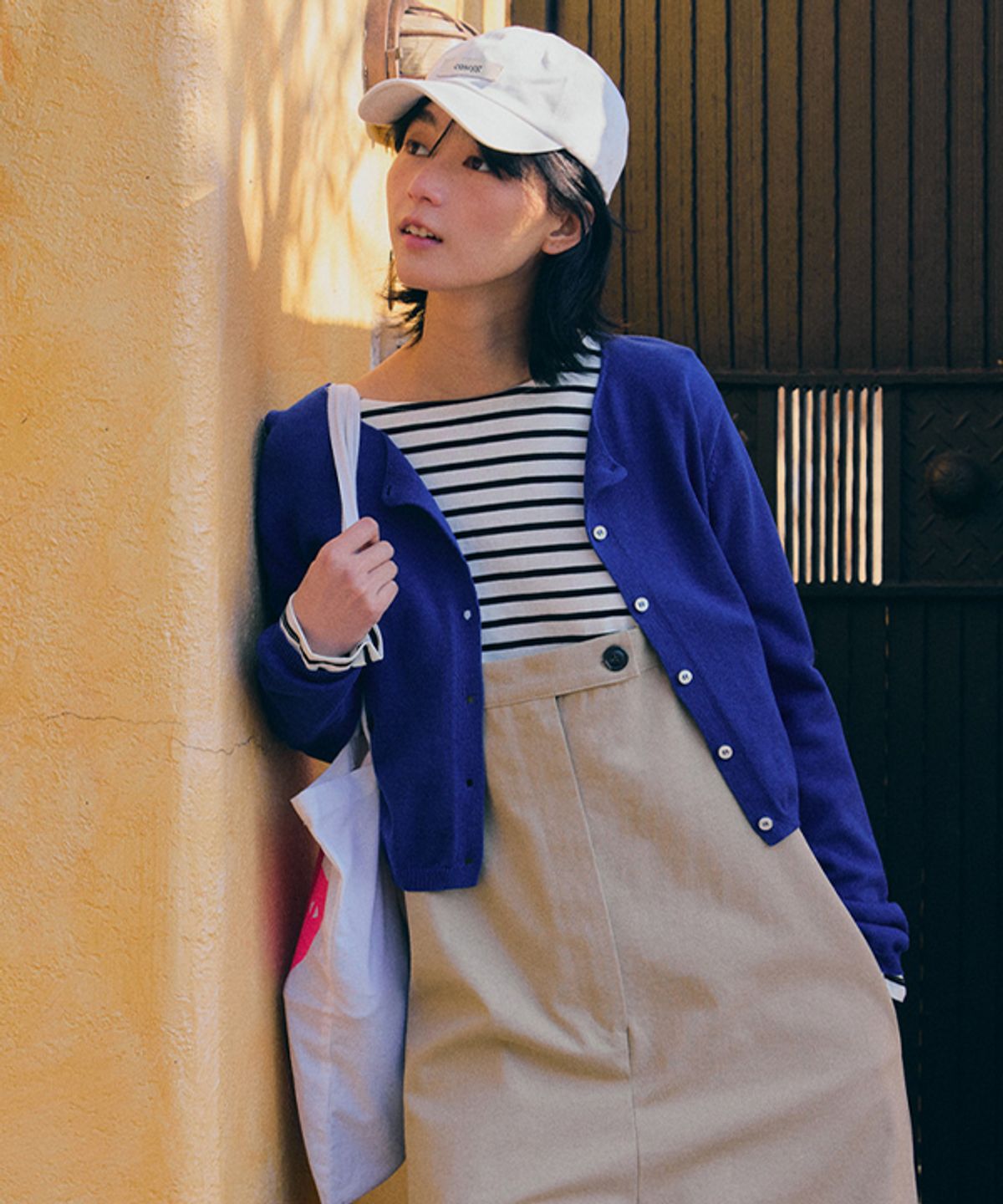 코스에그(COSEGG) Classic Round-Neck Knit Cardigan_EFSCA209