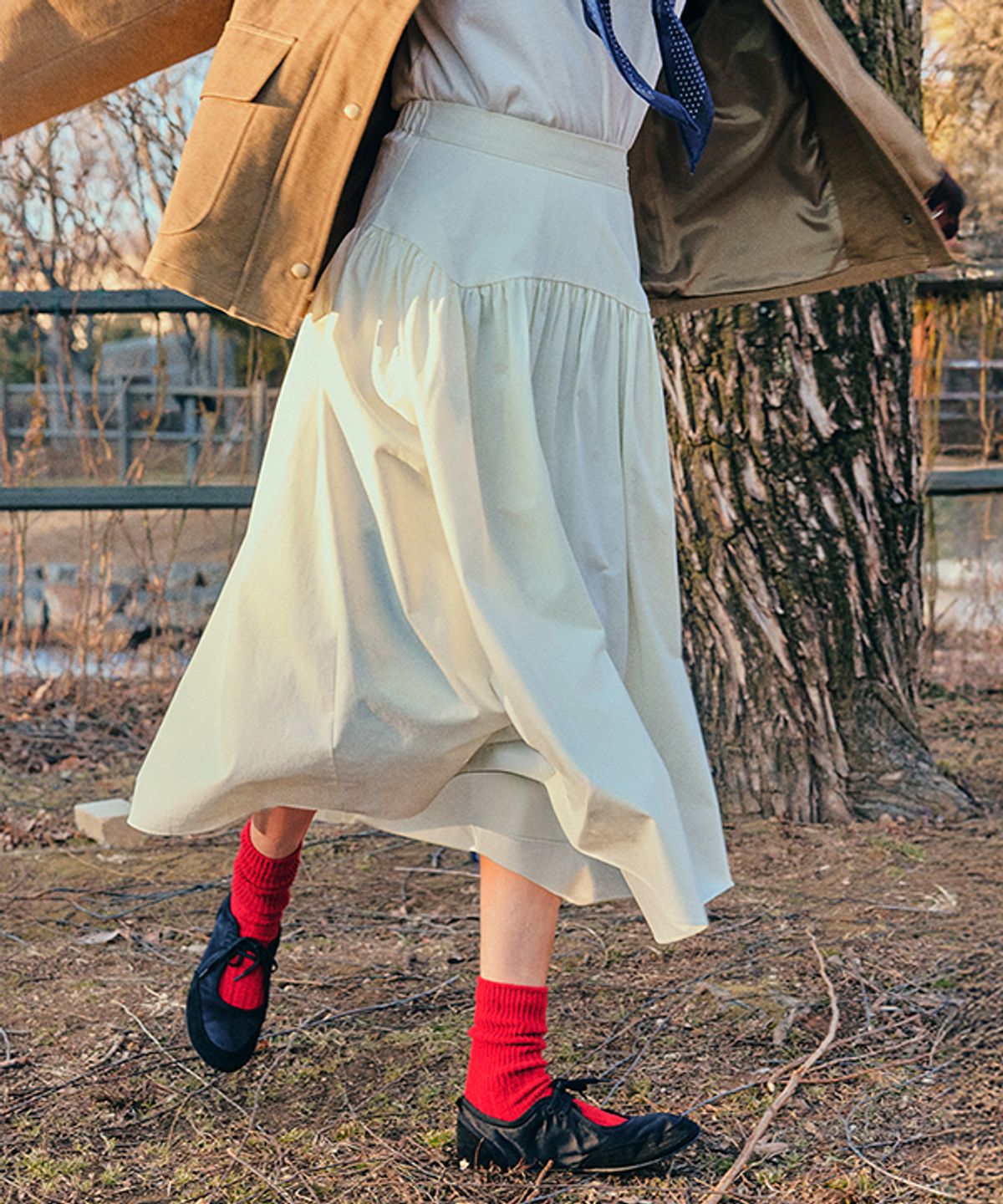 코스에그(COSEGG) Shirring Flared Long Skirt_EFSSK189
