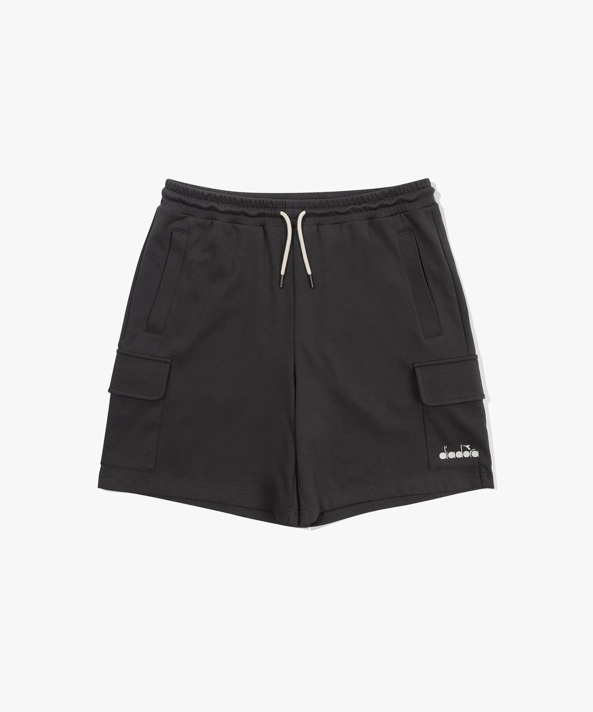 디아도라(diadora) 라이트웨이트 4부 카고 쇼츠 GREY