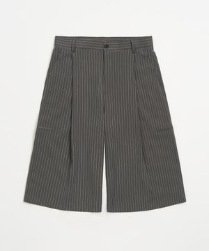 원턱 스트라이프 버뮤다 슬랙스 (GREY)
