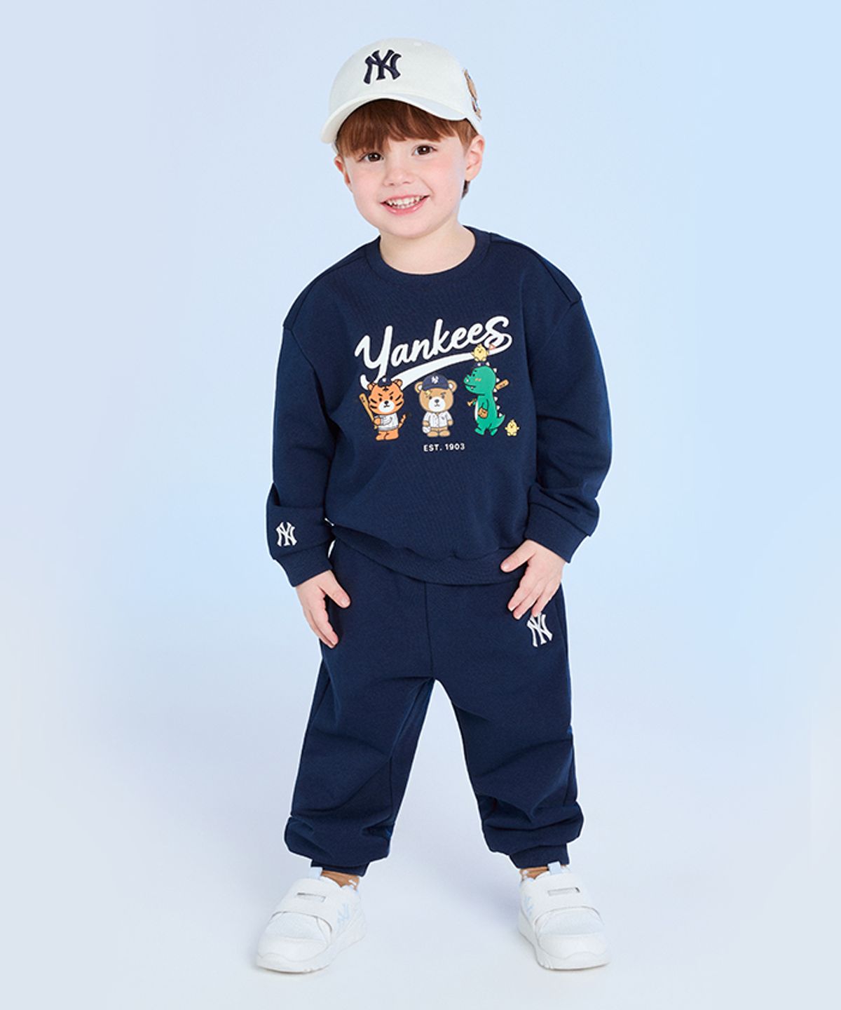 엠엘비 키즈(MLB KIDS) 메가베어 프렌즈 아트웍 맨투맨 세트 NY (Navy)