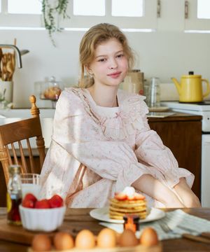 쥬엘리 긴팔 원피스 라이트핑크 (40수)