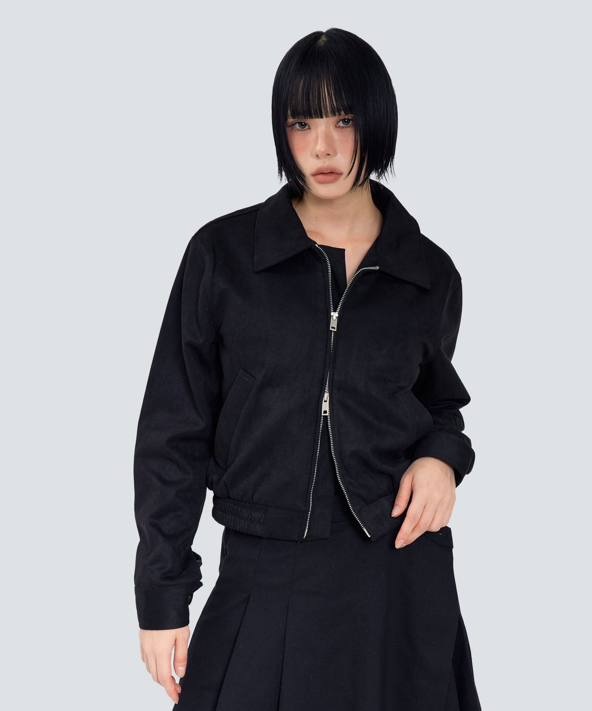 비바브라운(VIVABROWN) 85-VIVA153 멜로우 크롭 블루종 스웨이드 자켓 블랙