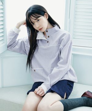 [최윤지 착용] 우먼 체크 코튼 하프집업 맨투맨 퍼플