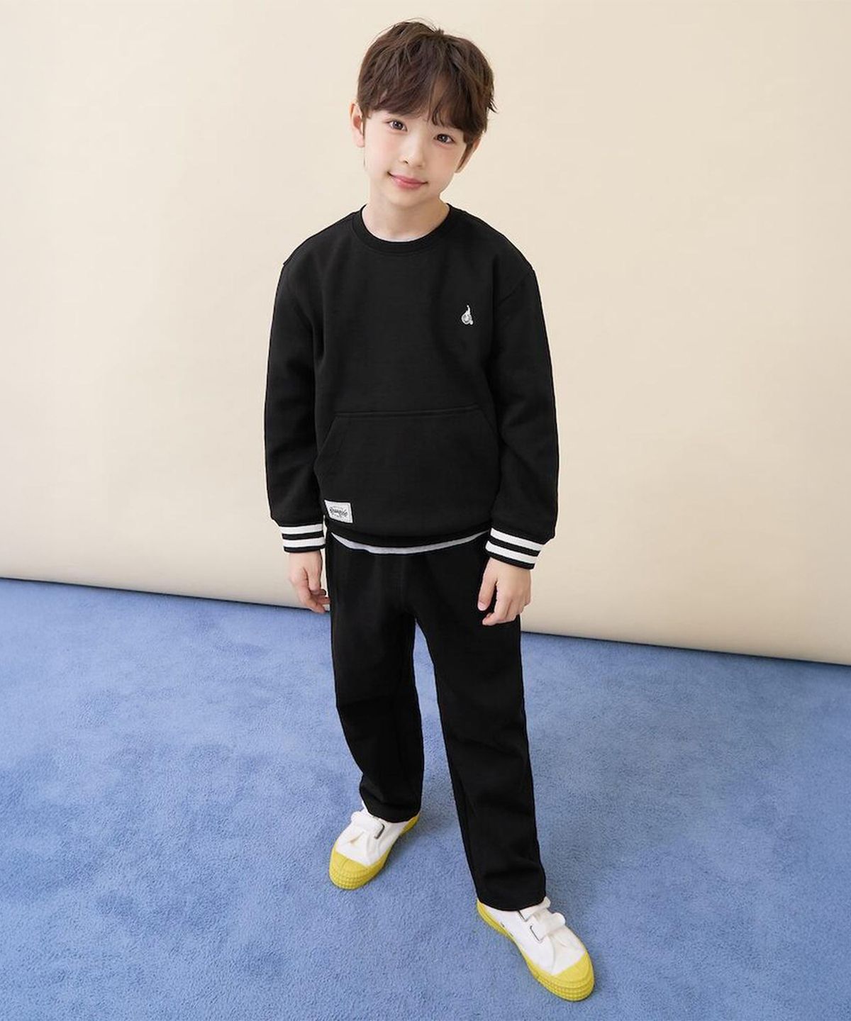 빈폴 키즈(BEANPOLE KIDS) 캥거루포켓 스웨트 셔츠 상하세트  블랙 (BI6141U115) (BI6141U115)