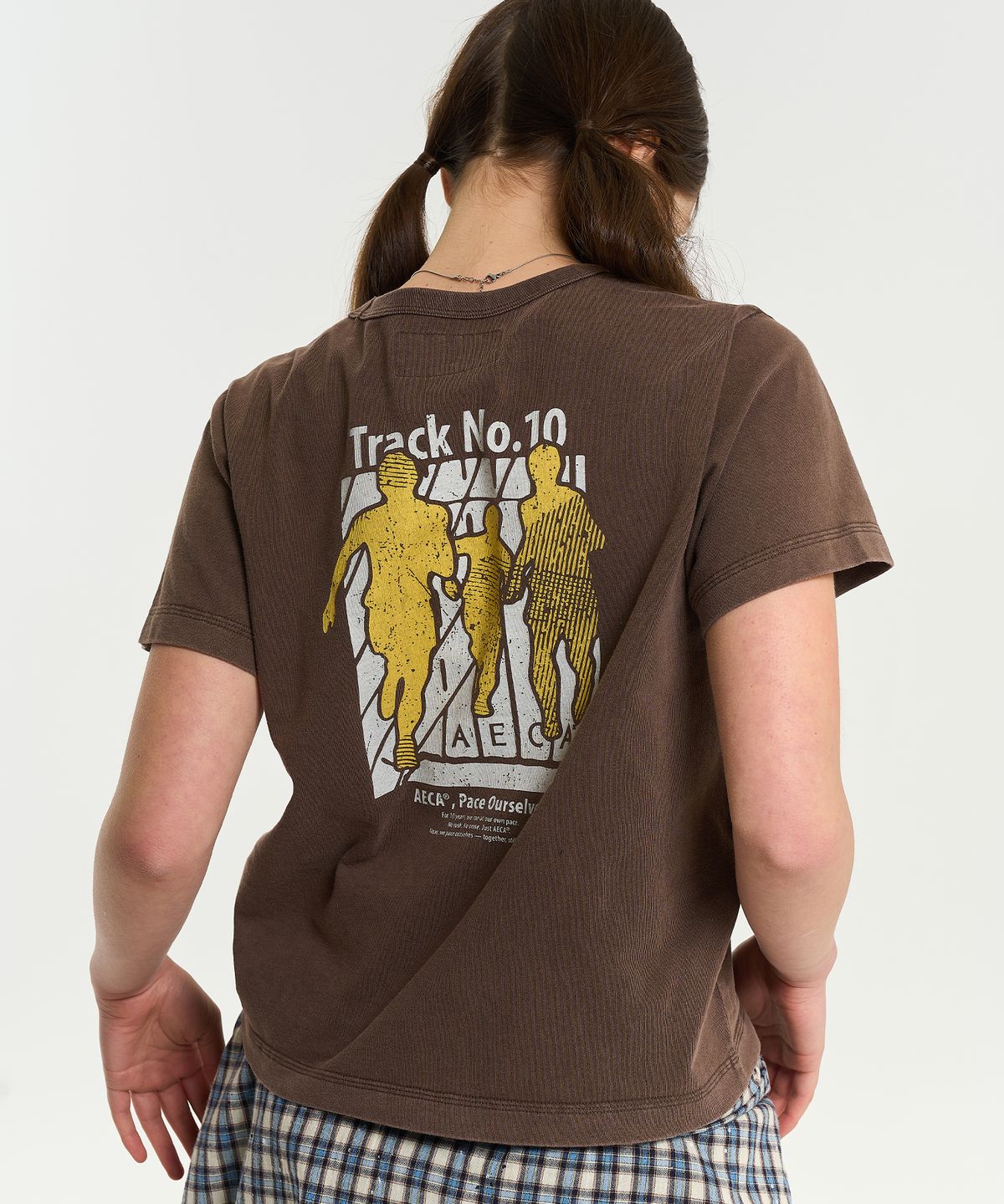 에이카화이트(AECA) (Woman) AECA TRACK NO.10 PART WASHED HALF SLEEVE TEE-BROWN