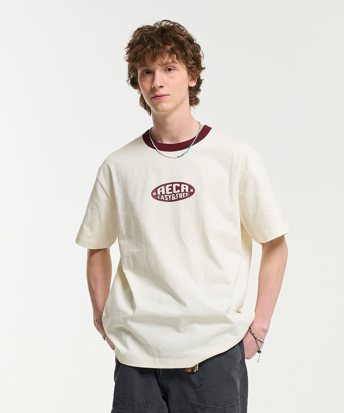 에이카화이트(AECA) AECA OVAL EMBLEM GRAPHIC RINGER HALF SLEEVE TEE-IVORY