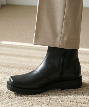 [SECOND.A] 미니멀 스퀘어토 집업부츠 2NDF4300GB [BLACK]