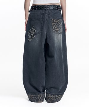 레오파드 크로스 패치 롤업 데님 팬츠 - 블랙