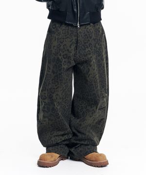 커브드 레오파드 팬츠 - 카키