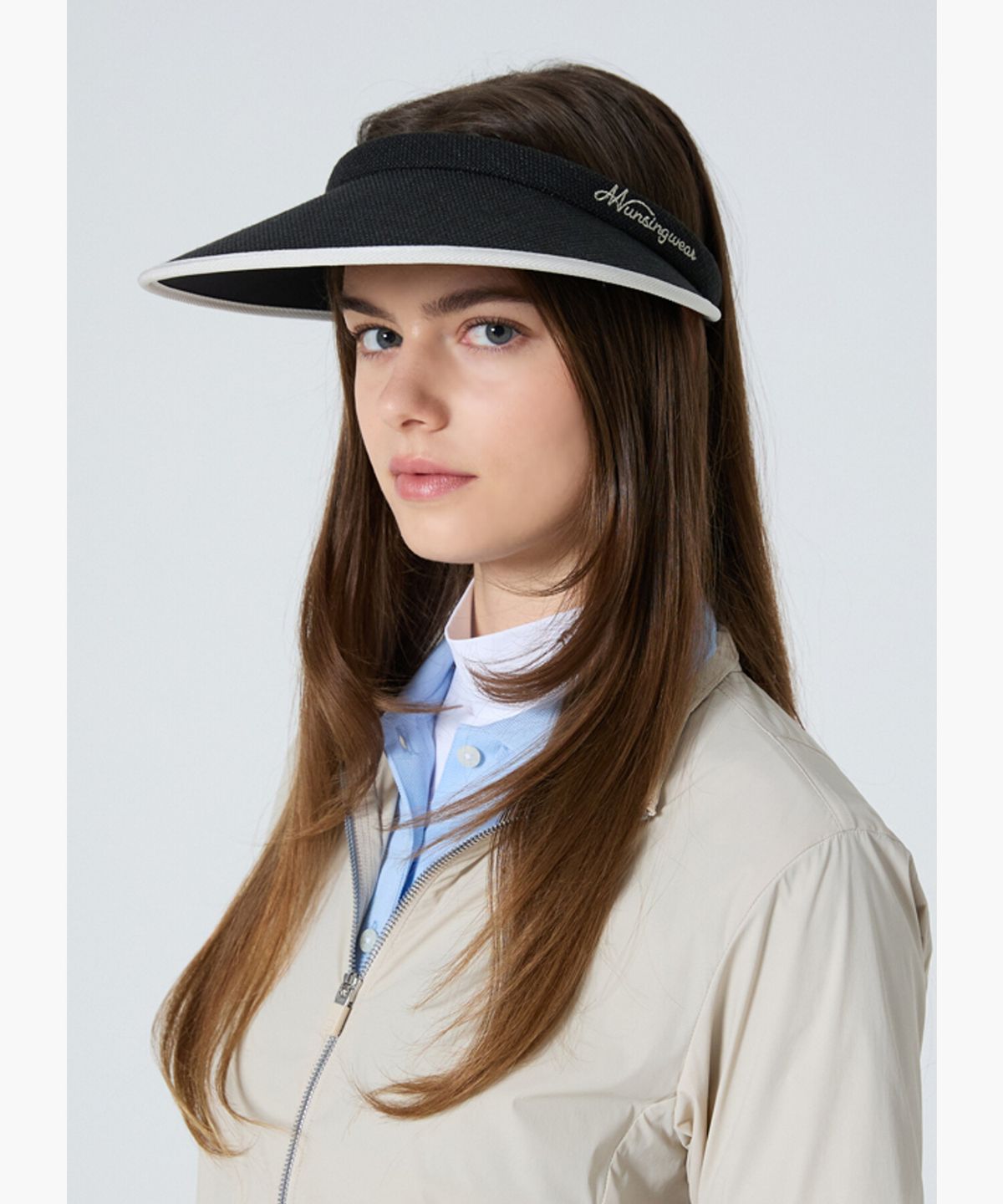먼싱웨어(MUNSINGWEAR) 여성 클립 바이저 블랙 MR122LCP33