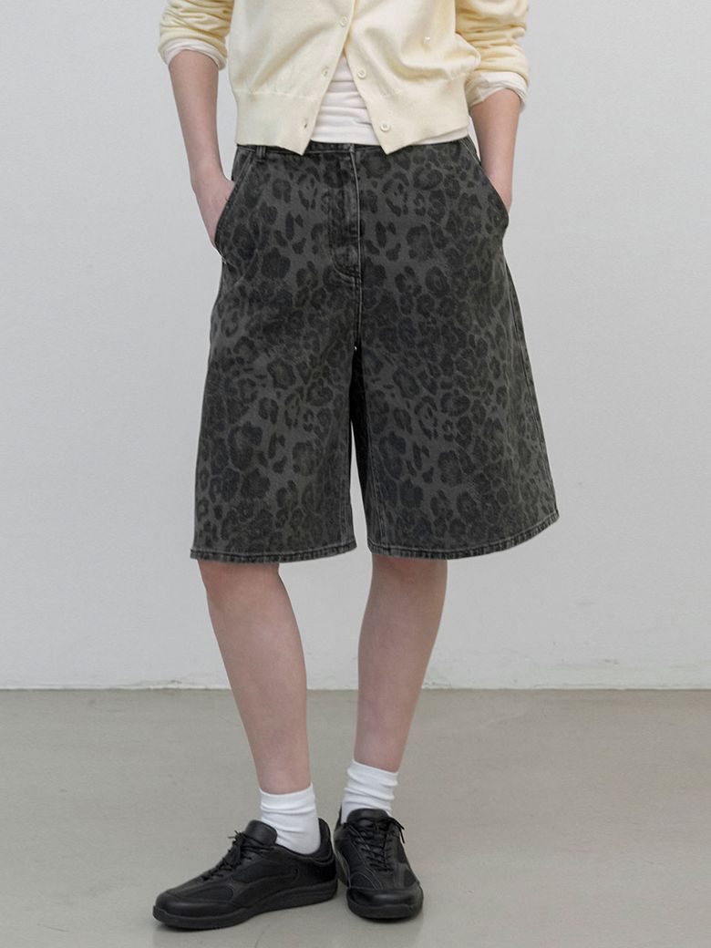 LEOPARD BERMUDA PANTS (PT-5756)