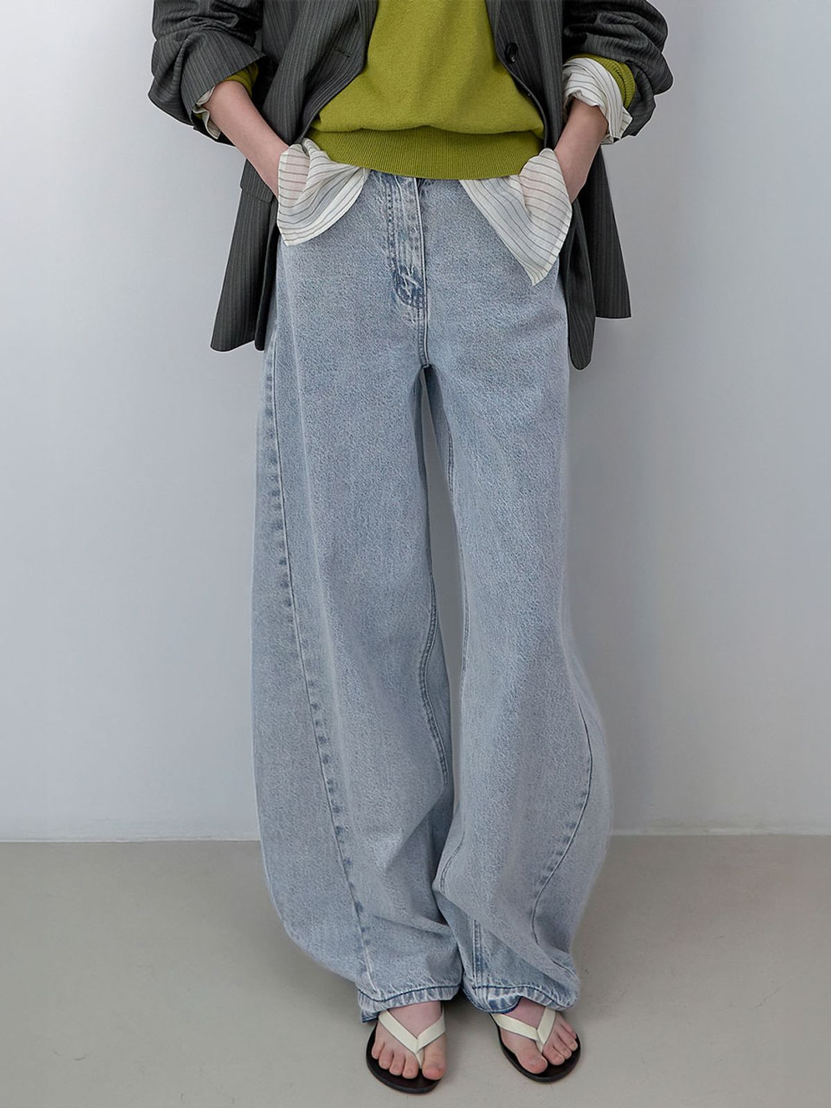 아틀리에 나인(ATELIER NAIN) LOWRISE LINE VOLUME DENIM PANTS (PT-5738)