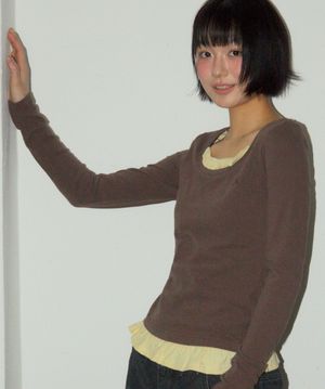 프릴 더블 레이어드 라운드넥 롱 슬리브리스 티셔츠_3COLOR