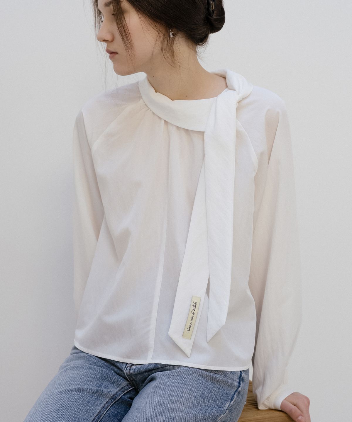 틸아이다이(TILL I DIE) Scarf tie detail blouse [TISP05BL03]_Ivory