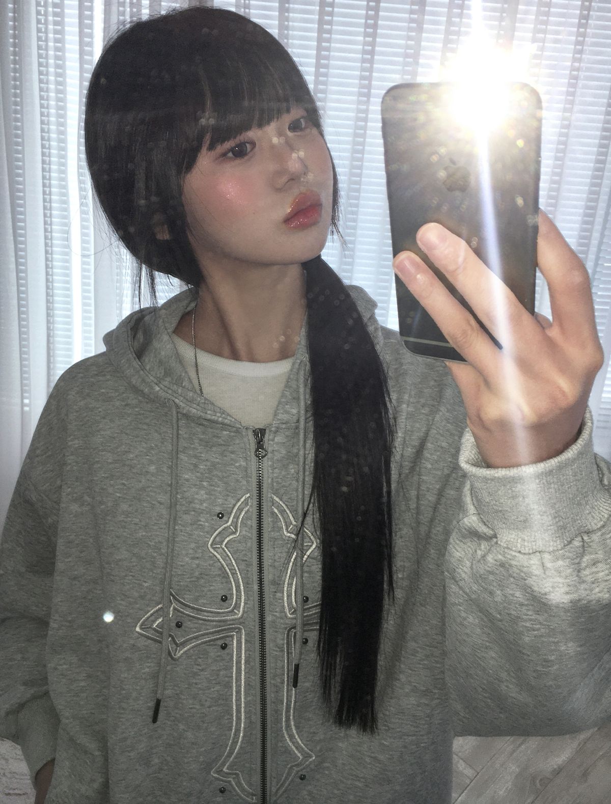 루프(LOOXP) 크로스 스터드 긴팔 후드집업 그레이