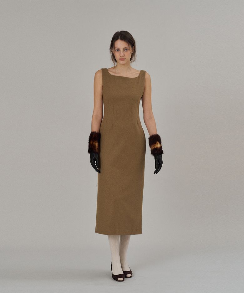 Boat Neck Wool Dress_Beige