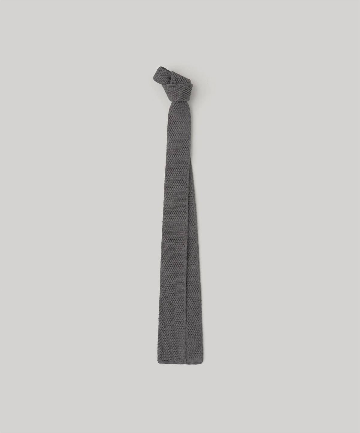 어나더 오피스(ANOTHER OFFICE) Tourist Knit Tie (Graphite)