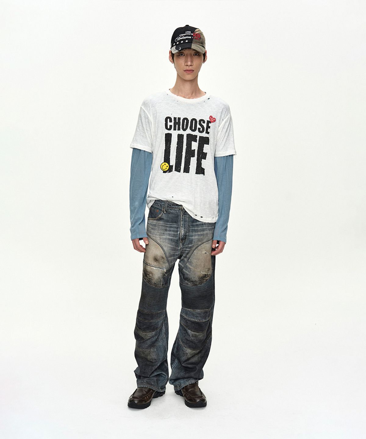 앤더슨벨(ADSB ANDERSSON BELL) DENIM TROMPE-LOEIL GRAPHIC BIKER JEANS apa919u(MID BLUE)