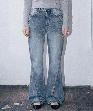 트위스트 부츠컷 데님팬츠 (블루)