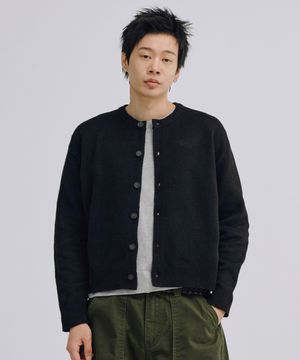 에센셜 크롭 니트 가디건 (블랙)