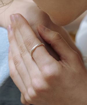 HML013 Dot Line Open Ring