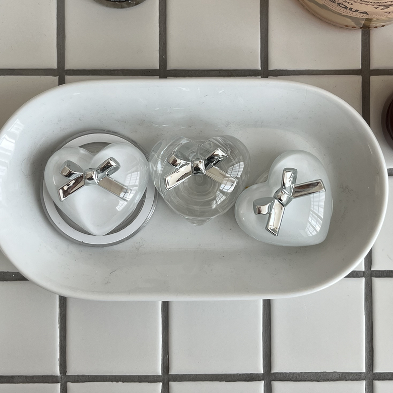 [맥세이프 가능] Handmade 실버 리본 [레진 하트톡]