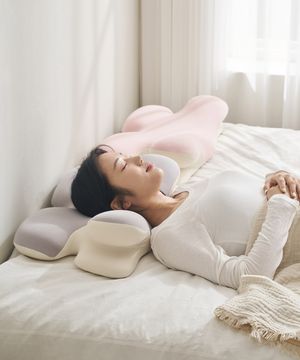 레스트코어 목이 편한 경추 베개 거북목 일자목 숙면 메모리폼 베개 1+1