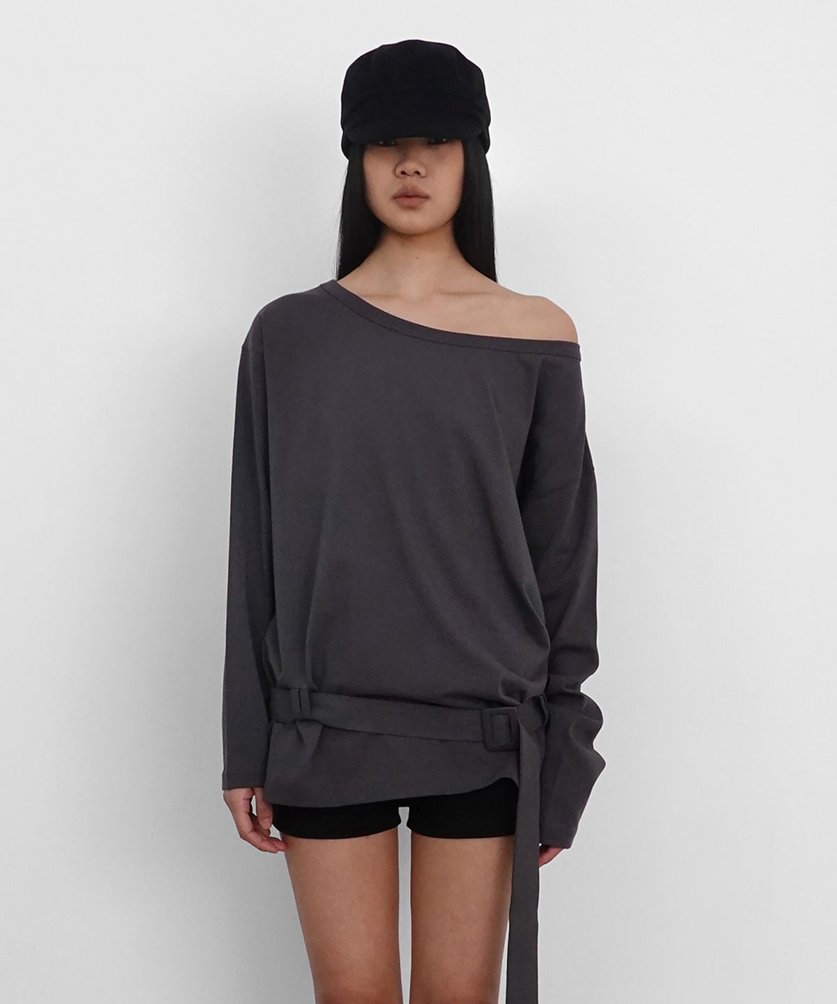 샌드릭(SANDRIC) One Shoulder Belt T_Charcoal