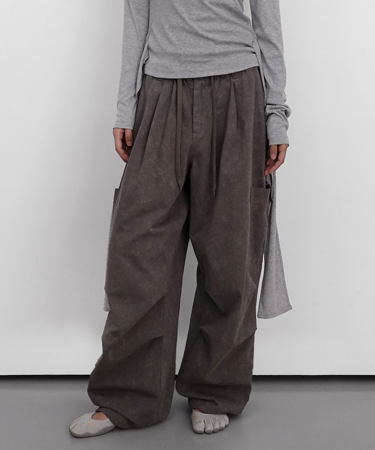 샌드릭(SANDRIC) Wide Cargo Cotton Pants_Brown