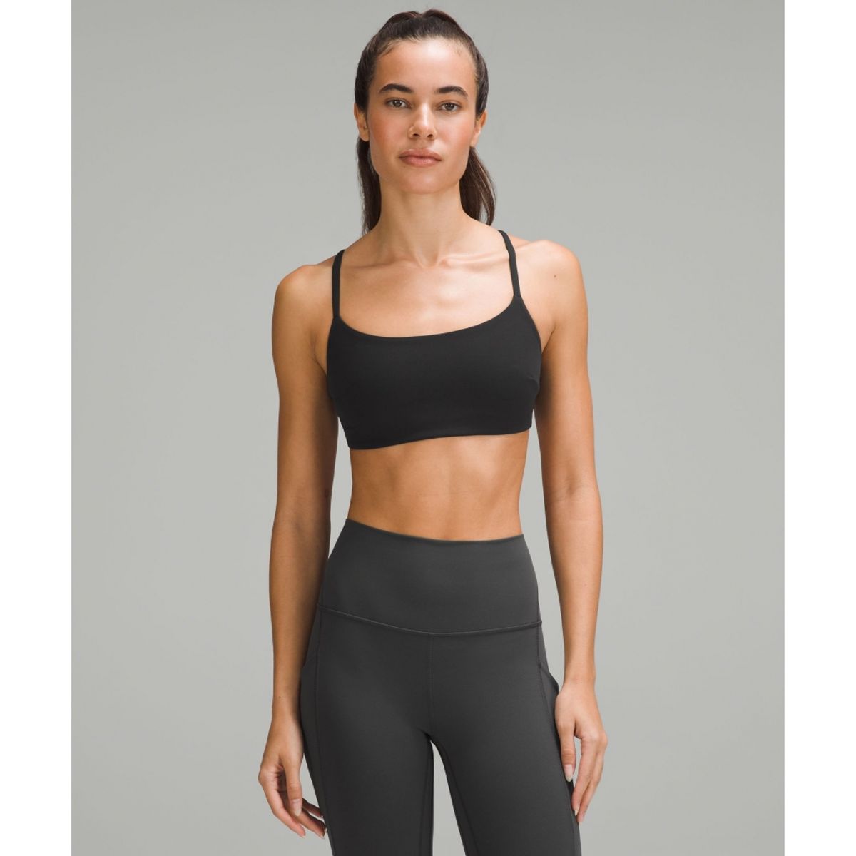 룰루레몬(LULULEMON) 원더 트레인 스트래피 레이서 브라 *라이트 서포트, C D컵  BLK