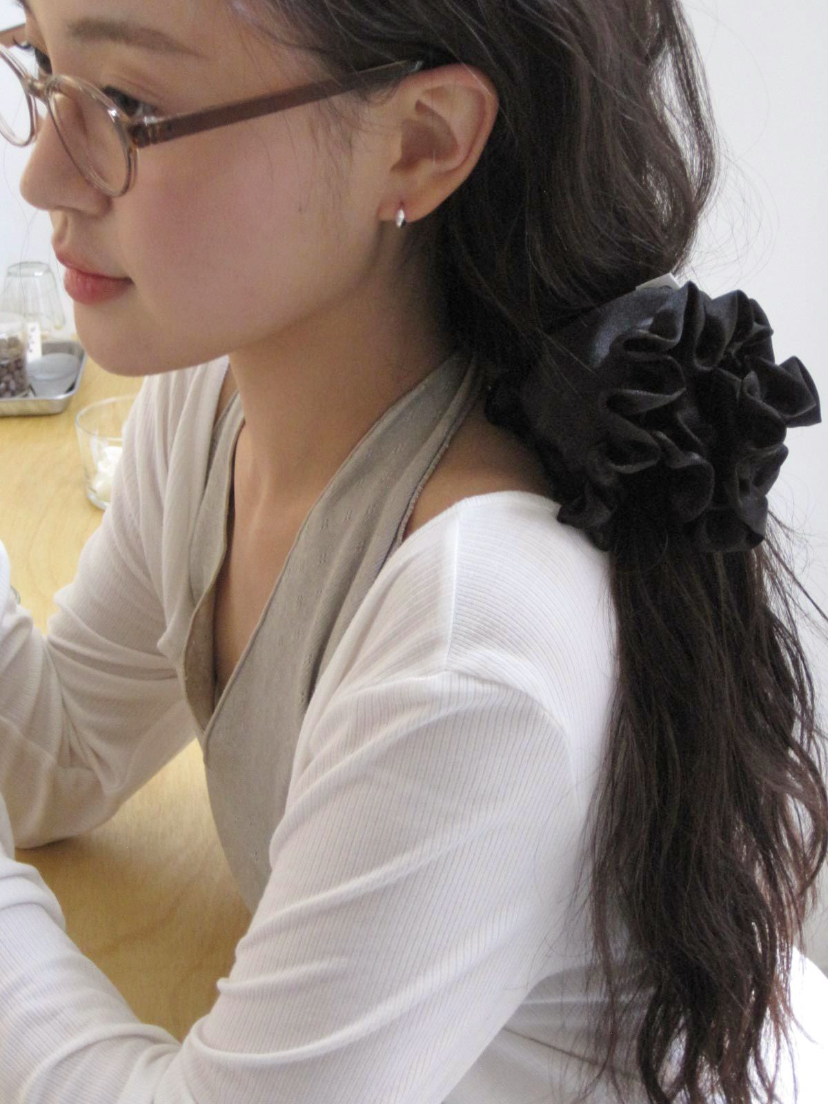 둥그런(DUNGEUREON) After Frill Scrunchie (Black)