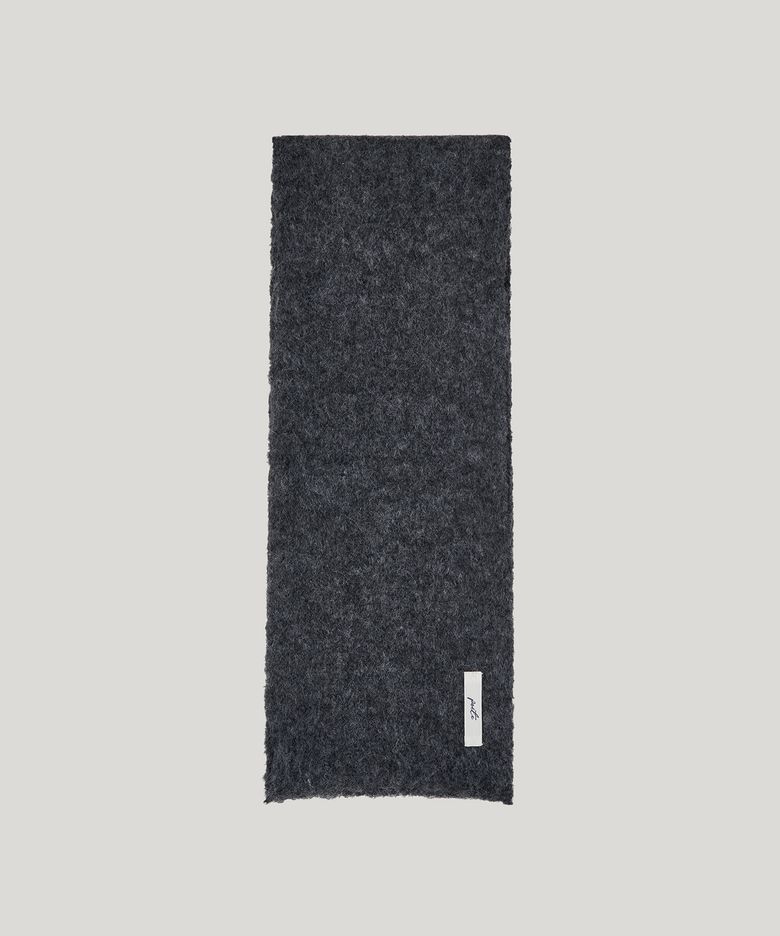 hairy muffler_charcoal