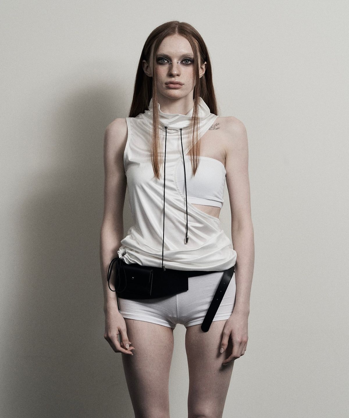 피아체(PIARCHE) CUT OUT DRESS_WHITE