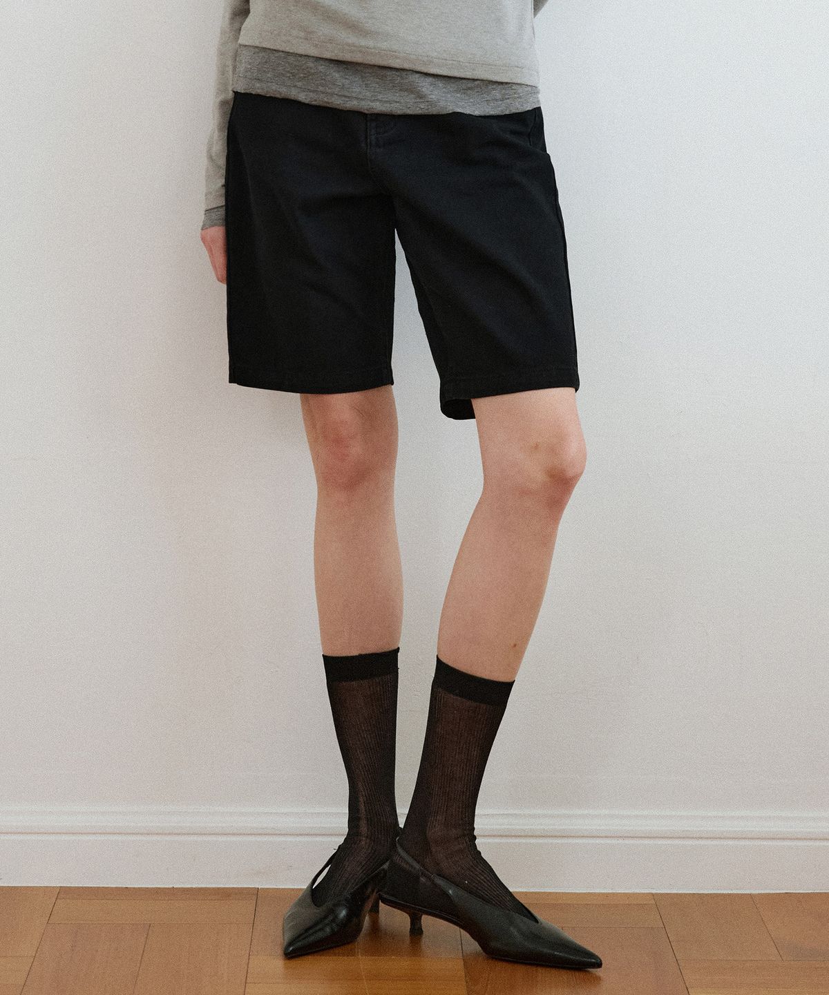 반원 아틀리에(VANONE ATELIER) P3281 워시드 버뮤다 팬츠_Black