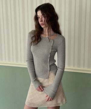 말론 언발 트임 버튼 긴팔 니트